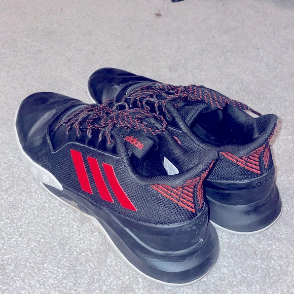 Adidas run the game men’s basketball shoes size 12 - Picture 1 of 12